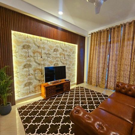Bella Boutique Homestay Ґувахаті Екстер'єр фото